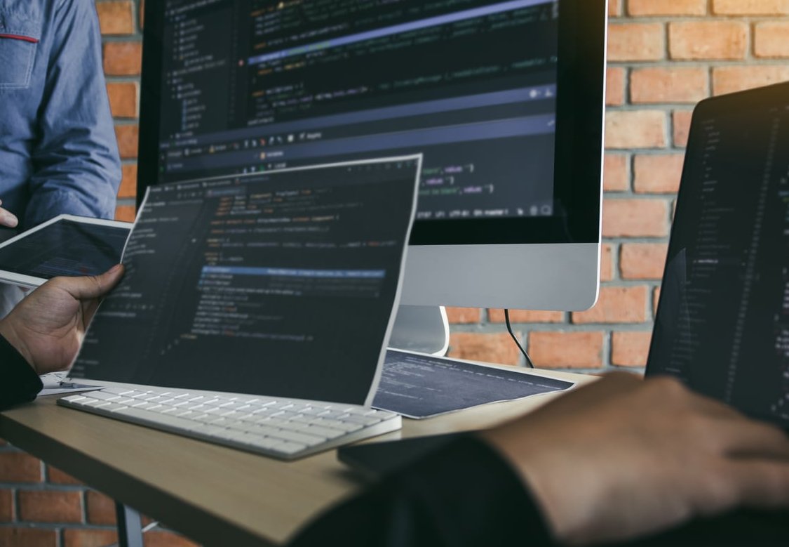 react node code laptop