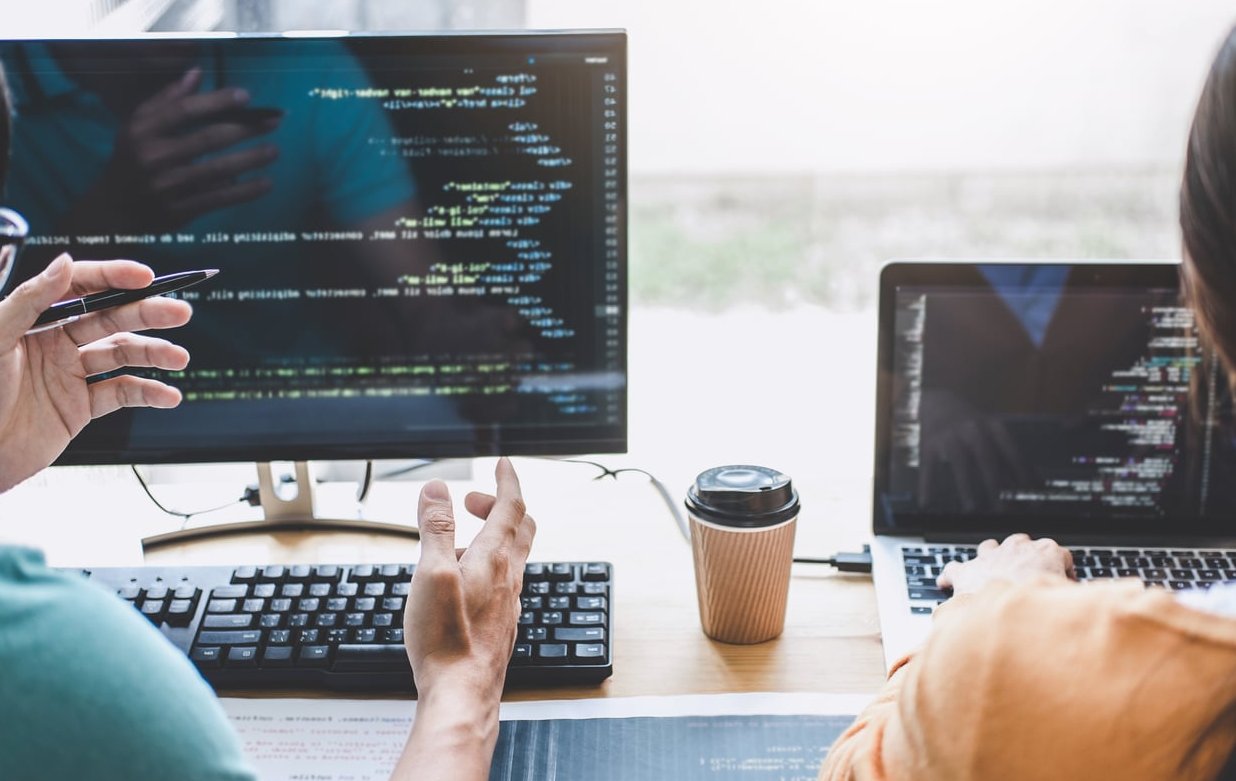 react code laptop